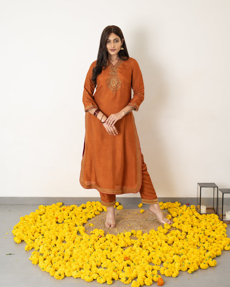 Kshipra - Orange silk kurta set