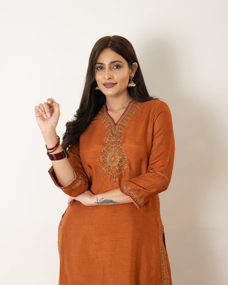 Kshipra - Orange silk kurta set