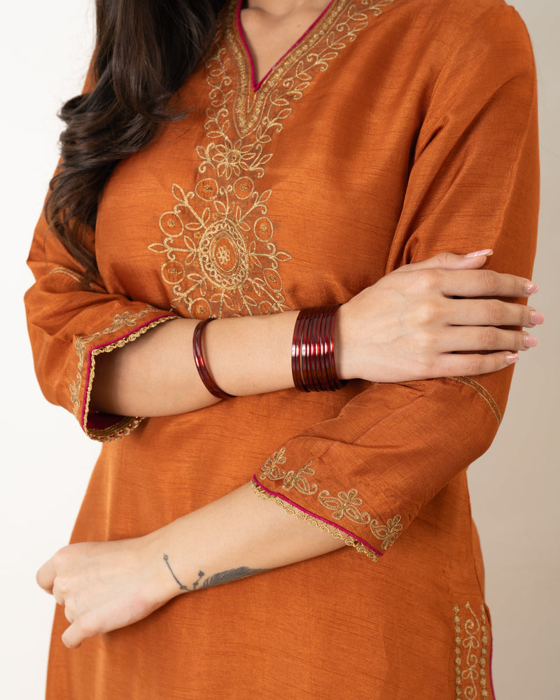 Kshipra - Orange silk kurta set